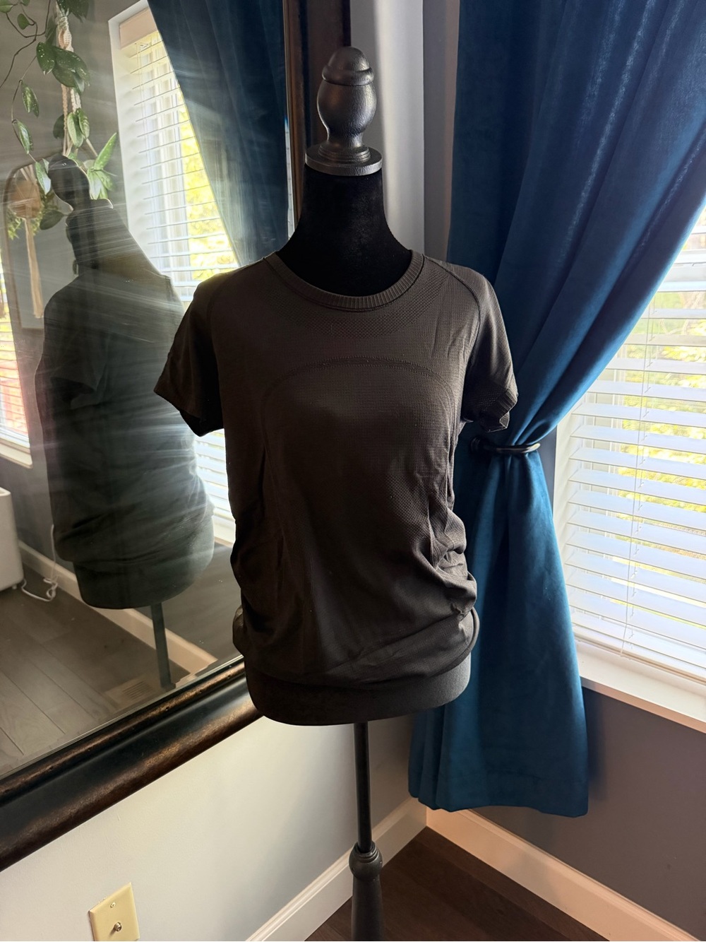 lululemon athletica Black Short Sleeve swiftly
